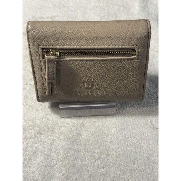 Safe Keeper Tri-Fold Wallet Zippered Coin /Card Slots Beige W/ Red Lips Sz 5X4X1 - Picture 3 of 10